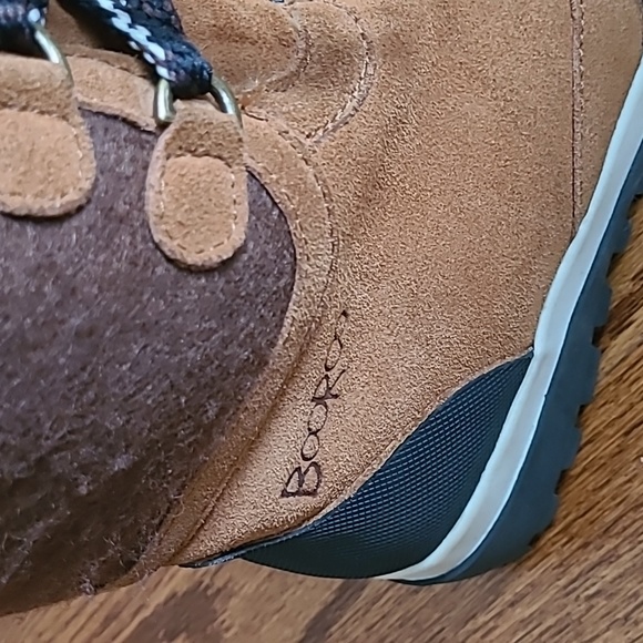 BooRoo Sherpa Fleece Lined Winter Lace-Up Boots - Size 6 - Picture 2 of 16